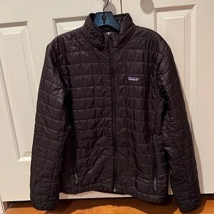 Lightweight Patagonia parka style jacket.